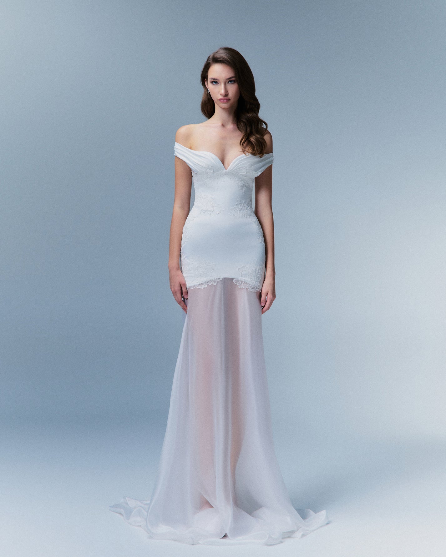 Théa Lace Princess Gown